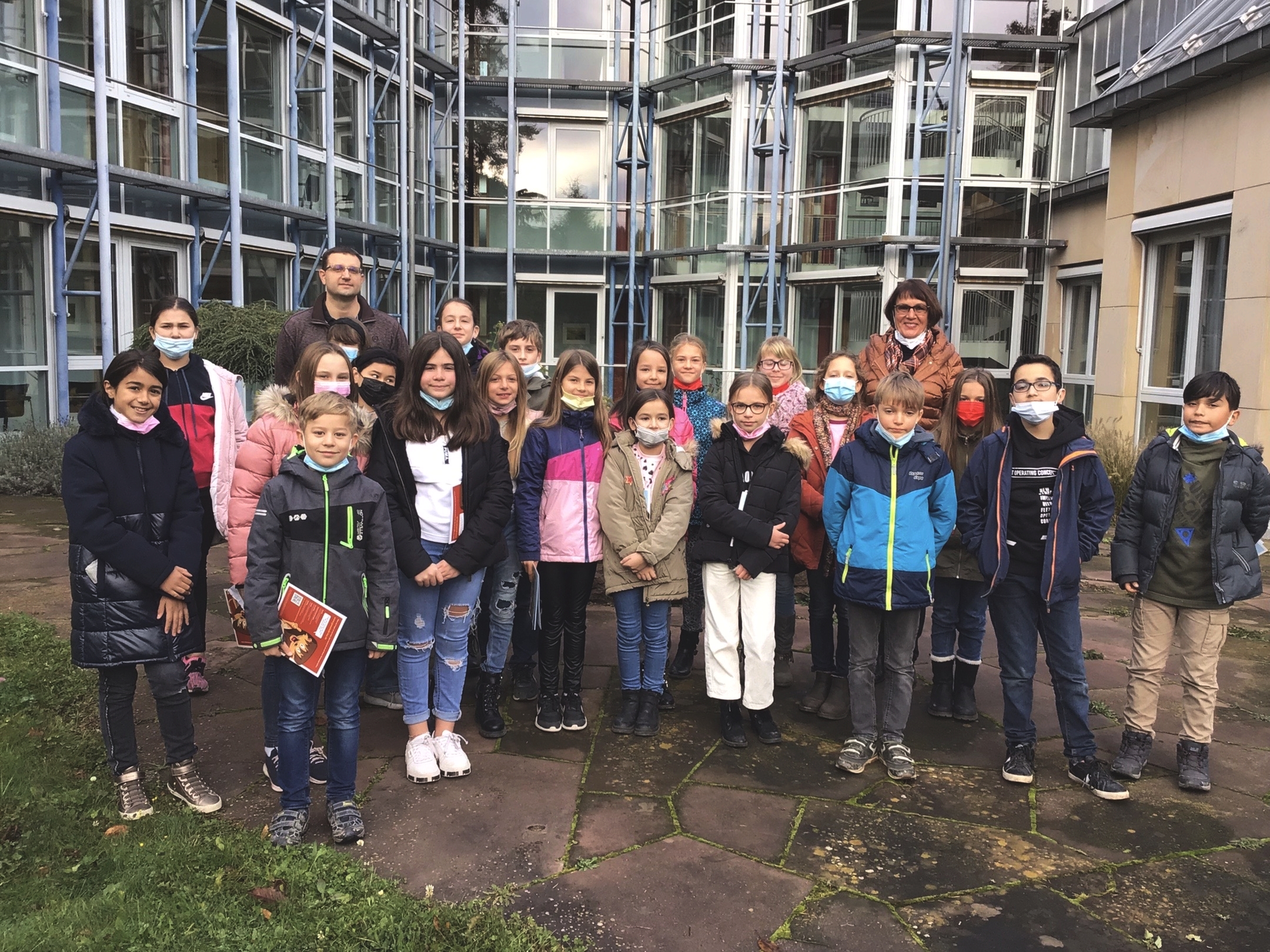 Viertklässler schnuppern Rathausluft