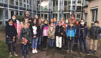 Viertklässler schnuppern Rathausluft