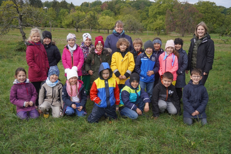 Endlich wieder Trubel auf der Streuobstwiese!