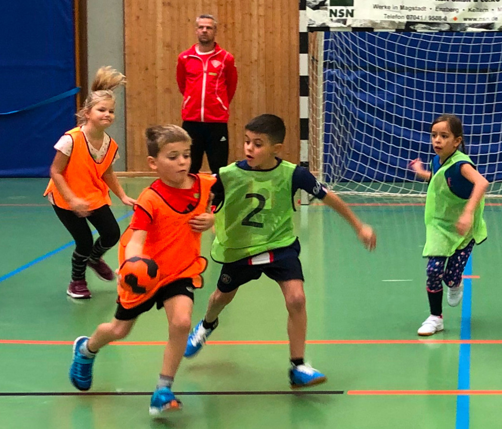 Handballaktionstag an der Ludwig-Uhland-Schule