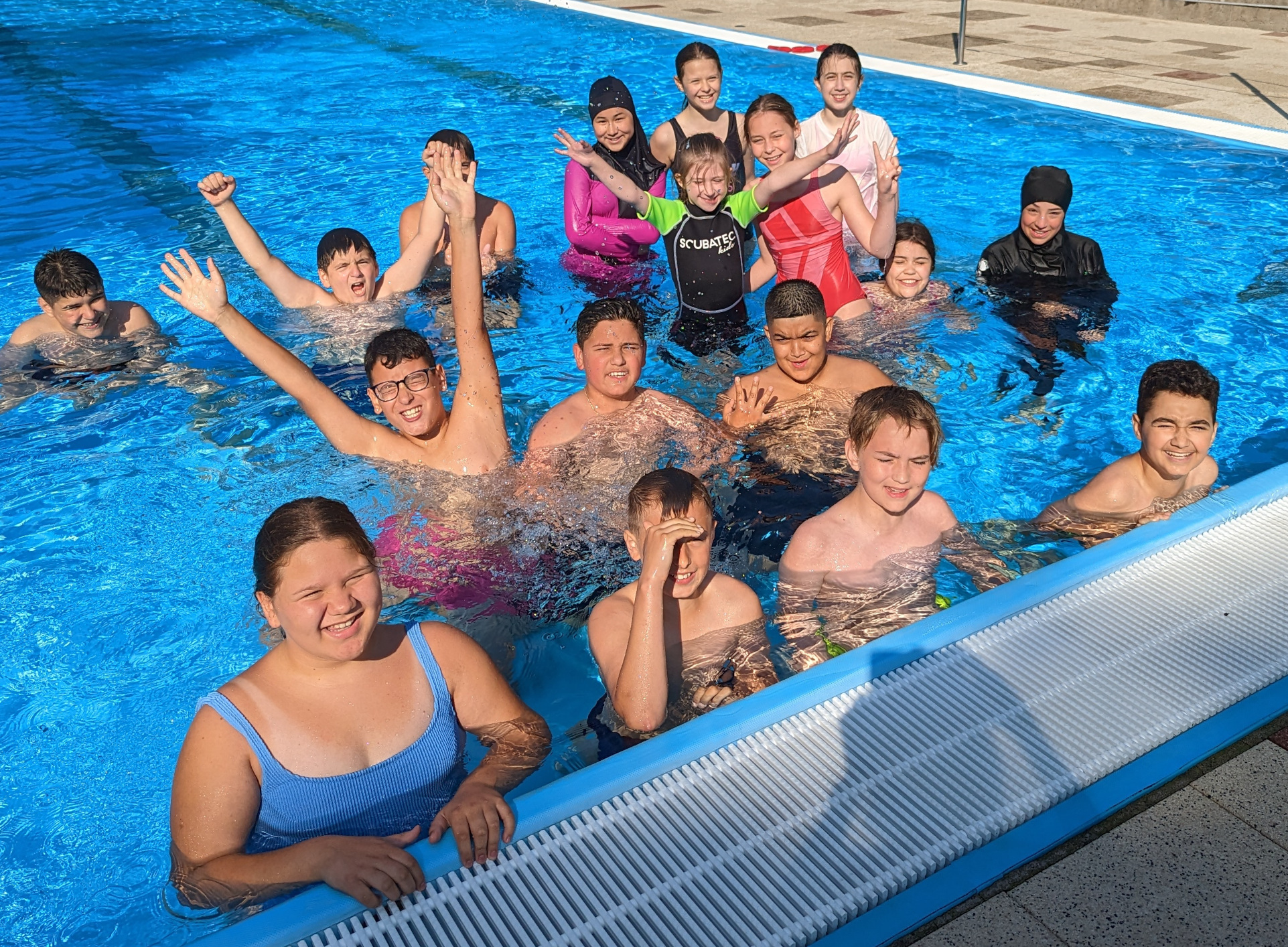 Schwimmabzeichen-Abnahme Klasse 5a