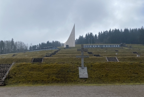 Die Neuntklässler der LUS besuchen das ehemalige Konzentrationslager Natzweiler-Struthof