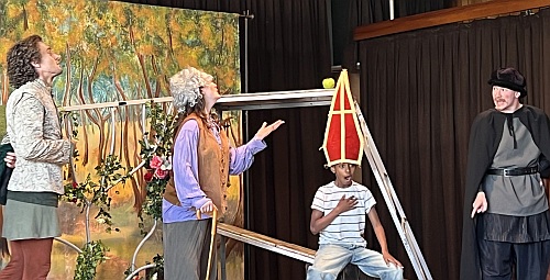 Whitehorse Theatre - live on stage!