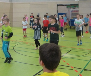 Warmarbeit bei den 4. Klassen