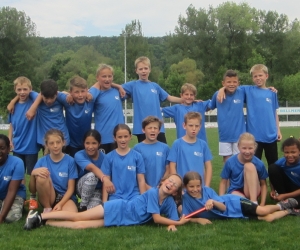 Die beiden Mannschaften der Gundschule