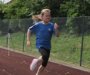 Mia beim 20m-Sprint