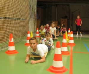 5. Rollbrettparcours 02