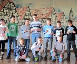 Diese Kinder haben das goldene Sportabzeichen erhalten