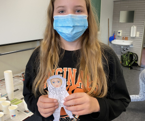 720C94BC-B008-4A02-8D13-69B3320F1EBB