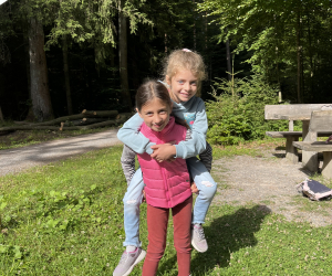 67B57BD7-30F1-4BBF-8C7E-550FE1D2421B